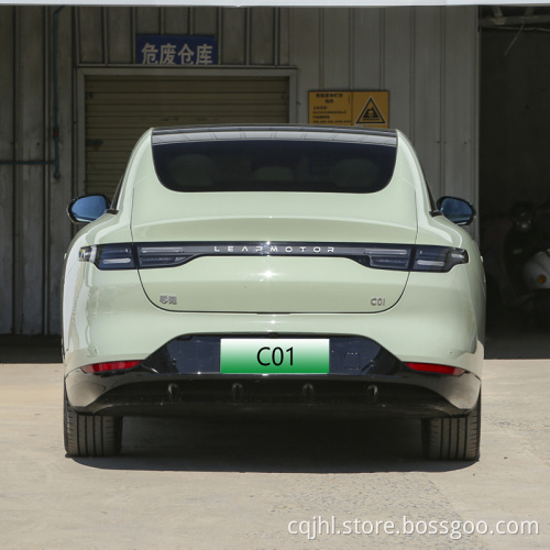 2022 New Car 500KM Two-Wheel Drive Standard Model with Panoramic Sunroof 4-Door 5-Seat Electric Sedan Leapmotor C01